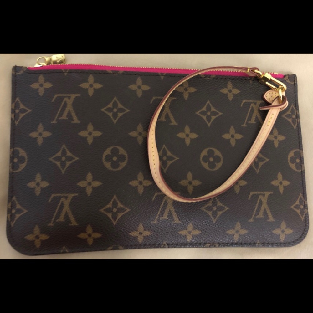 Louis Vuitton neverfull MM monogram wristlet.